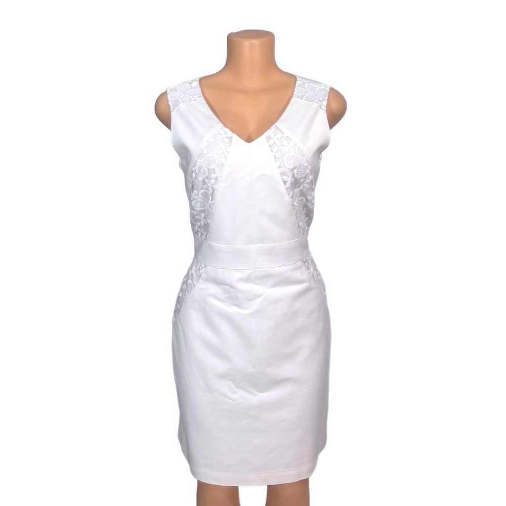 Antonio Melani Off‎ White Sleeveless Dress with Lace Detail Size 10